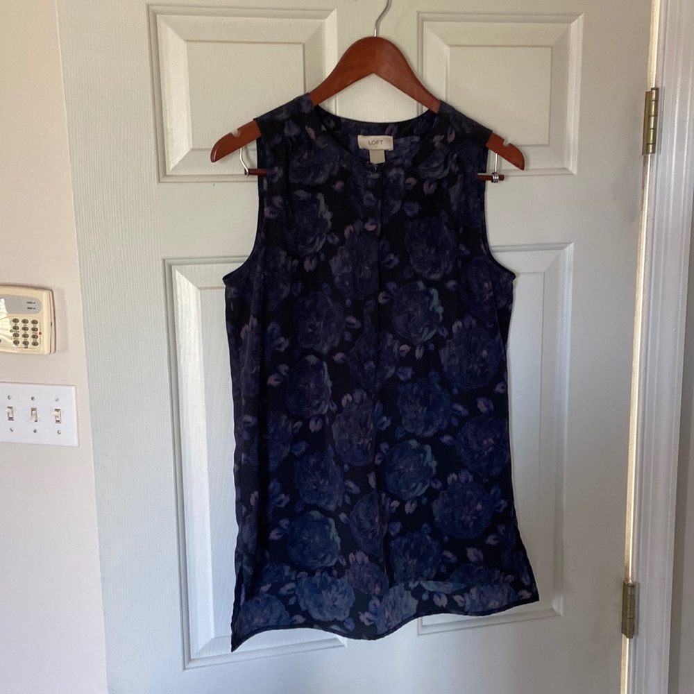 LOFT sleeveless blouse